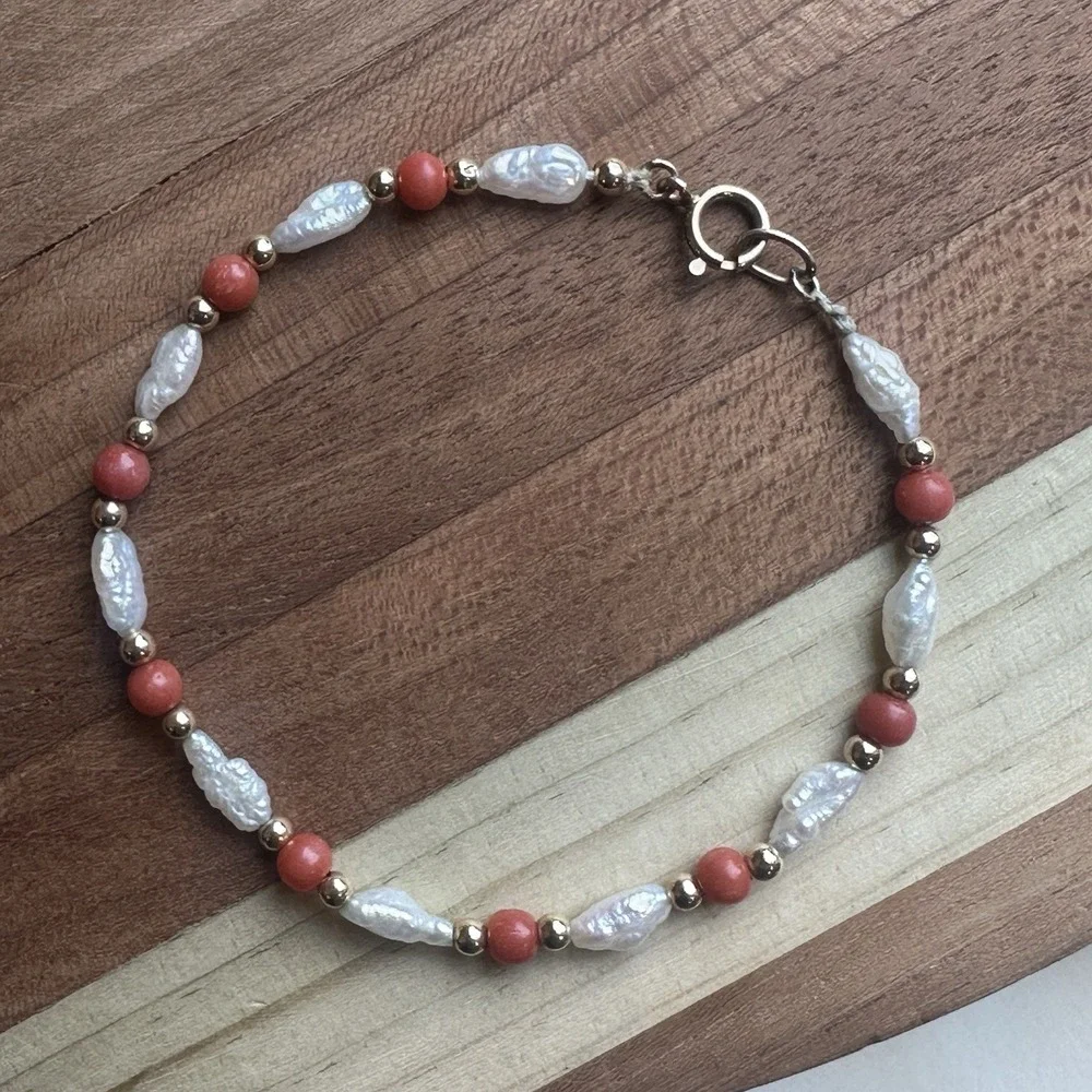Artisan Bracelet 6.25 Inch 14k Gold Baroque‎ Fresh Water Pearl Coral Beads 2.0g